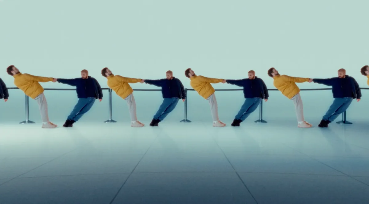 Still from Ahead, Behind